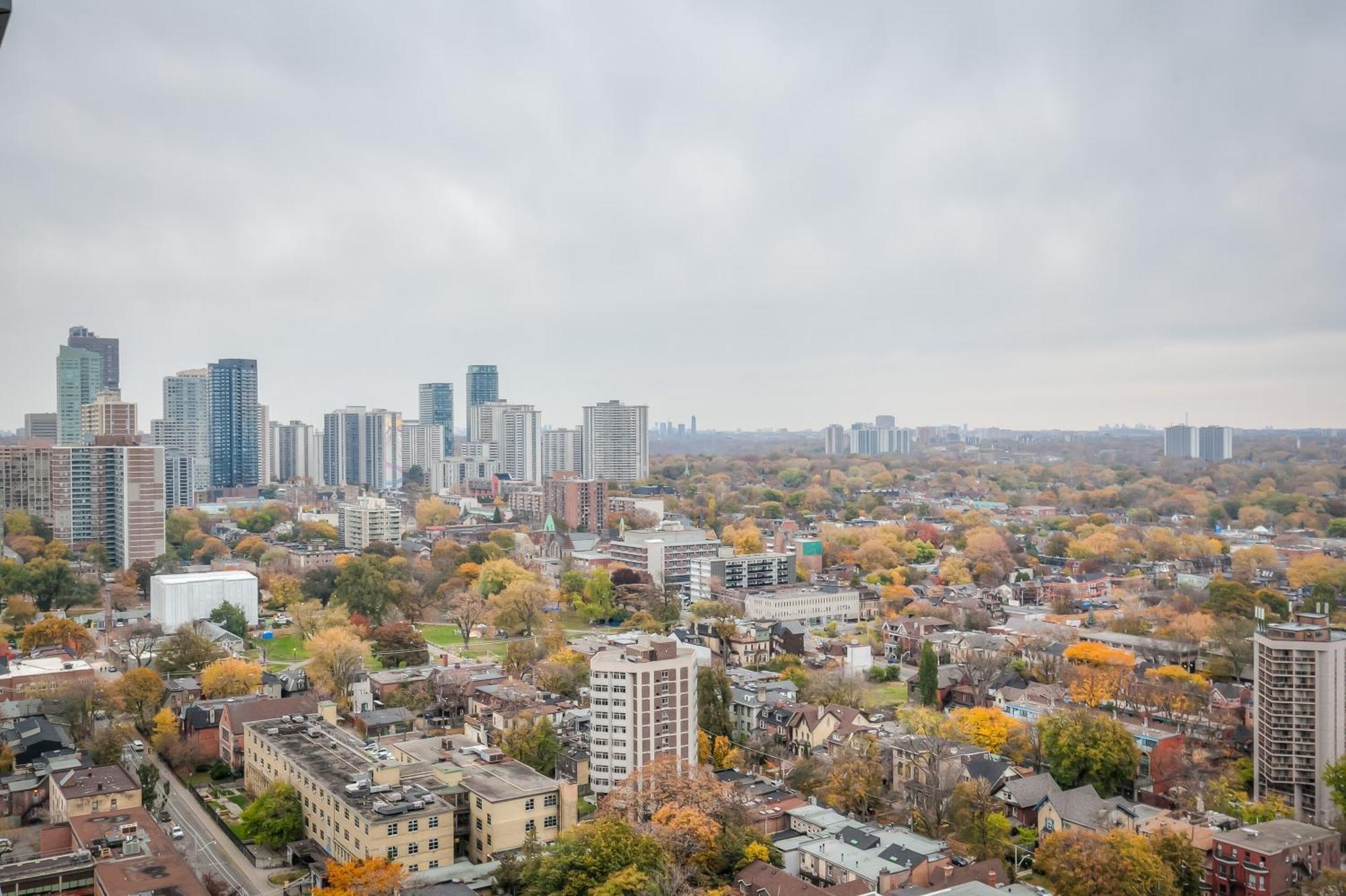 Panorama Suites Downtown Toronto Exterior photo