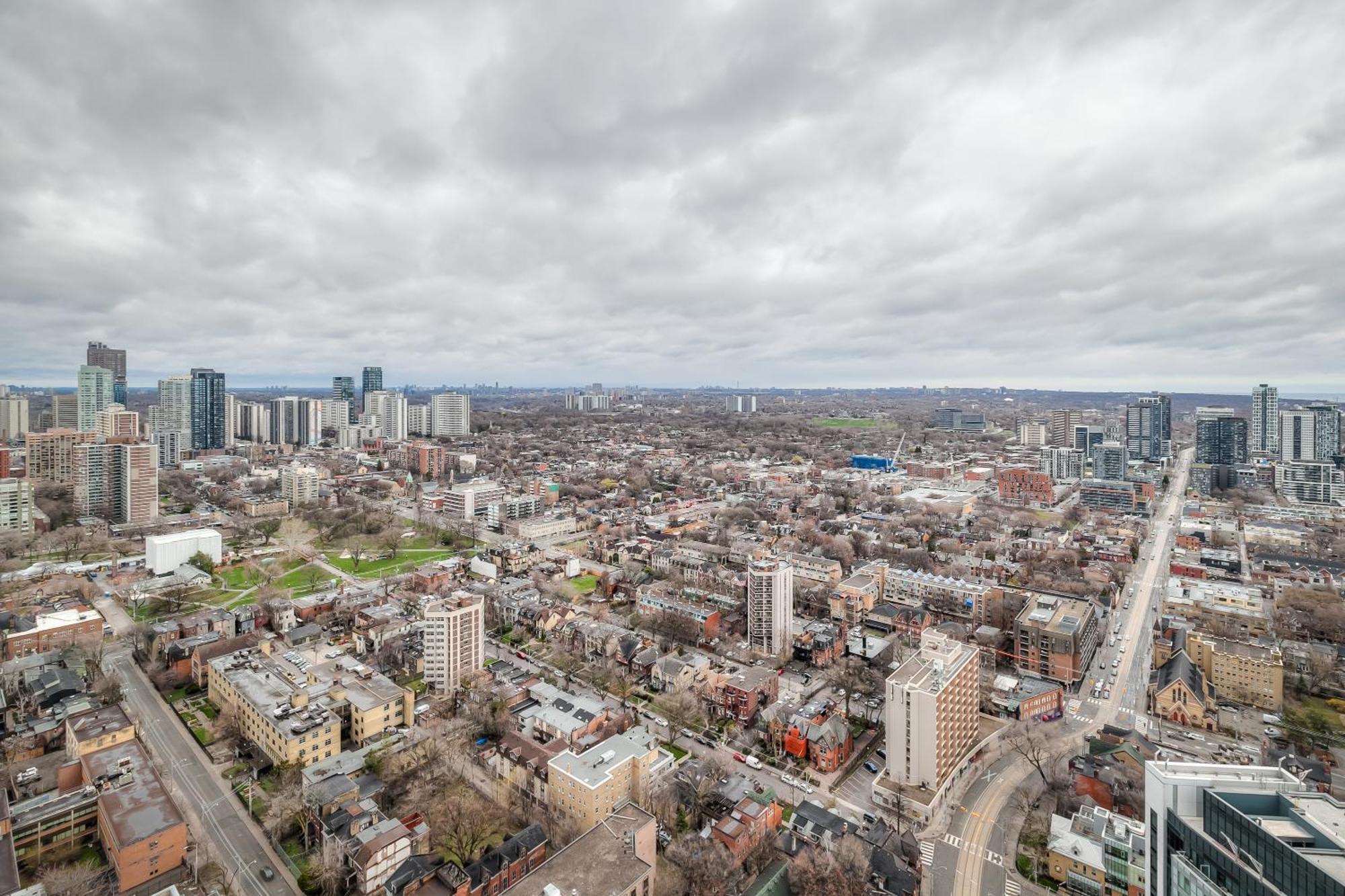 Panorama Suites Downtown Toronto Exterior photo